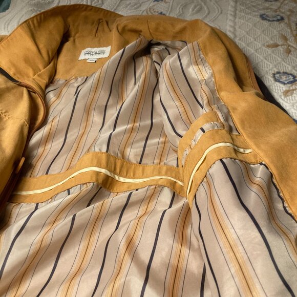 Men’s Medium Orange Jacket - Picture 8 of 11